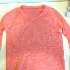 Lululemon long sleeve coral swiftly tech top